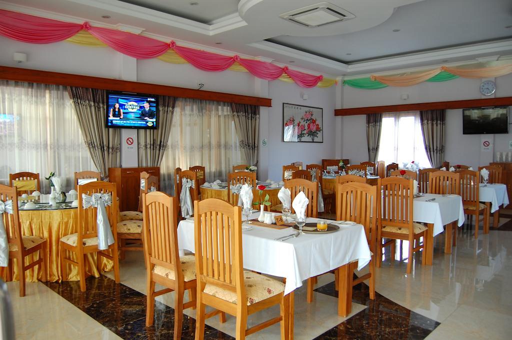 The Golden Lake Hotel Naypyidaw Екстериор снимка