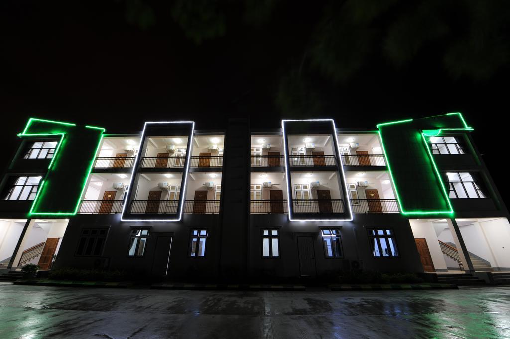 The Golden Lake Hotel Naypyidaw Екстериор снимка