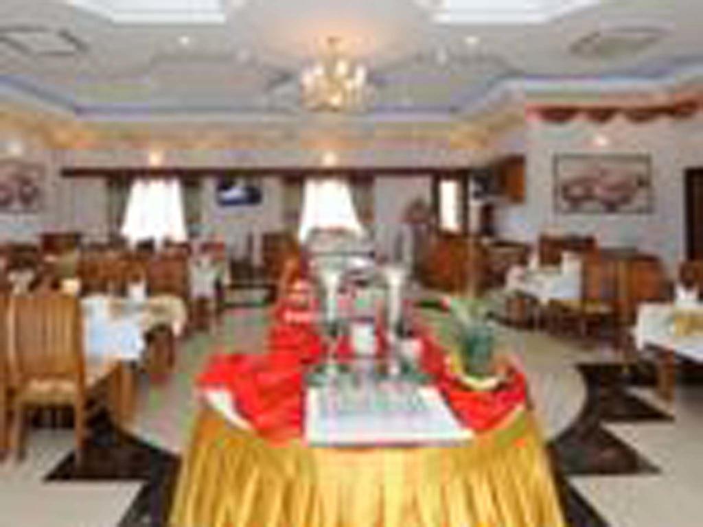 The Golden Lake Hotel Naypyidaw Екстериор снимка